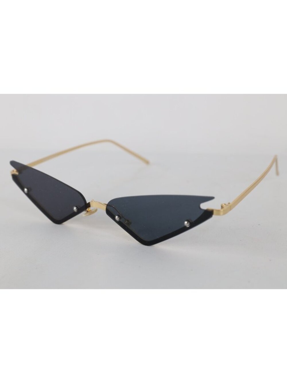 Vtg Y2K Babydoll Streetwear Futuristic Rimless Cat Eye Sunglasses Womens Gold